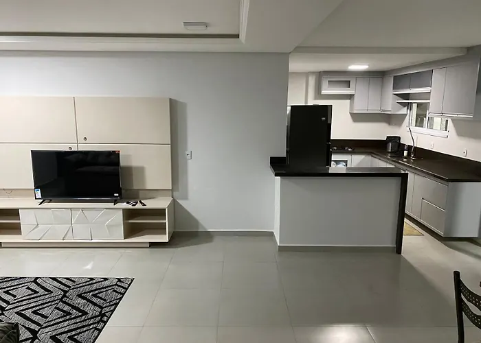 Amplo Apartamento De Cobertura Proximo A Praia